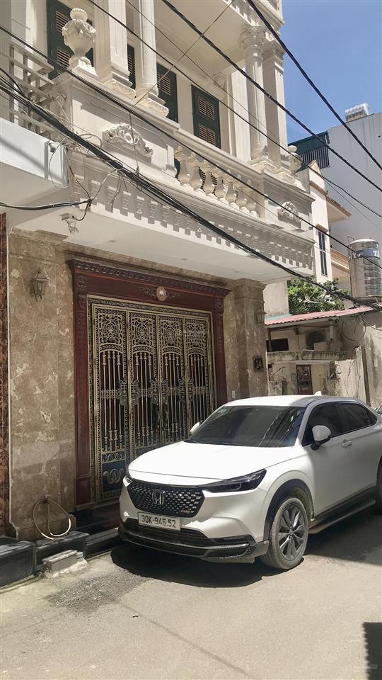 Bán gấp nhà văn quán, hà đông, gara ô tô vào nhà, 43m2, chỉ hơn 9 tỷ