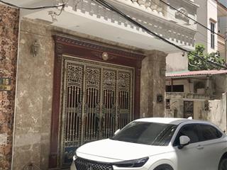 Bán gấp nhà văn quán, hà đông, gara ô tô vào nhà, 43m2, chỉ hơn 10 tỷ