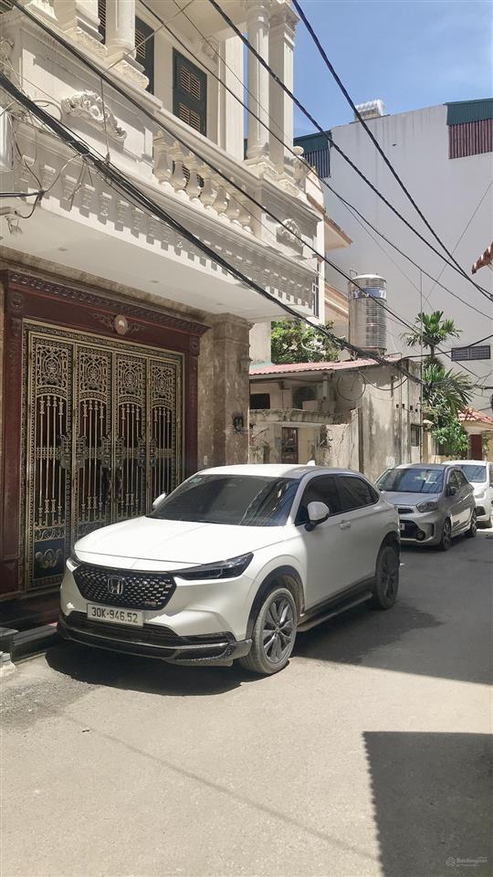 Bán gấp nhà văn quán, hà đông, gara ô tô vào nhà, 43m2, chỉ hơn 9 tỷ