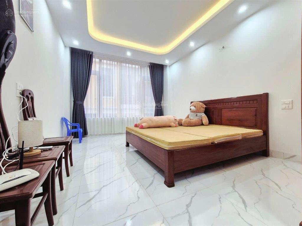 Siêu phẩm quang trung hà đông, ô tô tránh đỗ, 5 tầng thang máy, 45m2 chỉ hơn 9 tỷ.