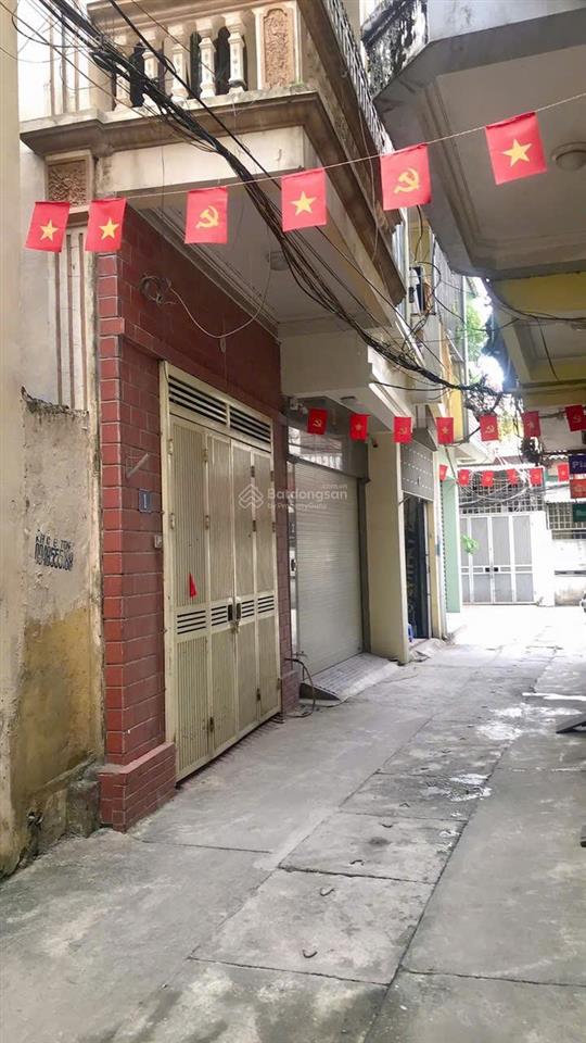 Bán nhà trần phú, hà đông, gần ga tàu điện văn quán, ô tô tránh đỗ gần nhà. dt 40m2 giá hơn 7 tỷ