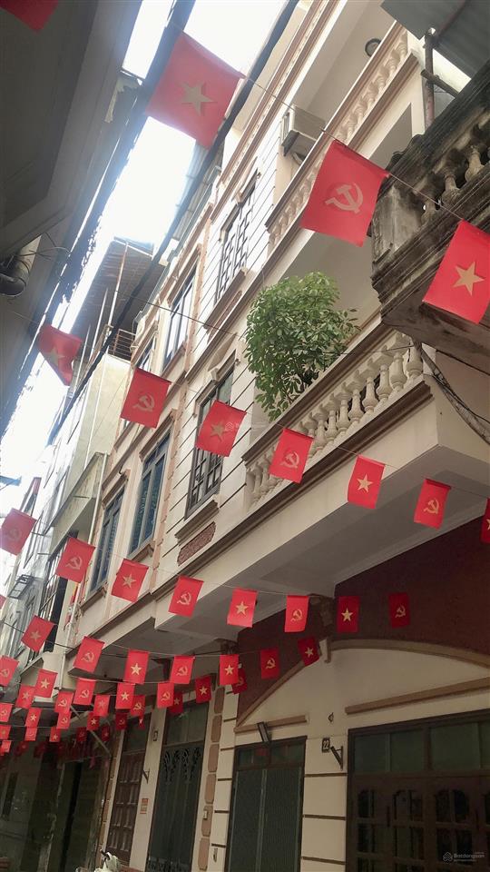 Phân lô ô tô qua nhà trần phú, hà đông chỉ hơn 10 tỷ, 42 m2, ô tô tránh đỗ gần. cạnh ga văn quán