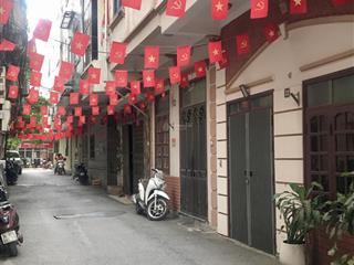 Phân lô ô tô qua nhà trần phú, hà đông chỉ hơn 10 tỷ, 42 m2, ô tô tránh đỗ gần. cạnh ga văn quán