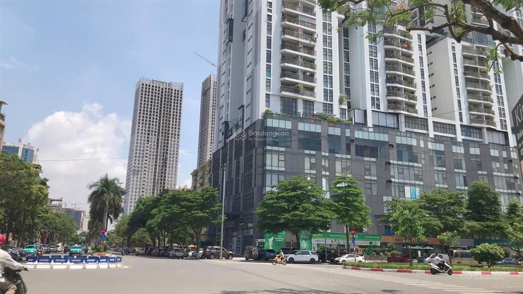 Phân lô vỉa hè ô tô tránh đỗ chiến thắng văn quán hà đông. dt 38m2 x 6 tầng giá hơn 12 tỷ