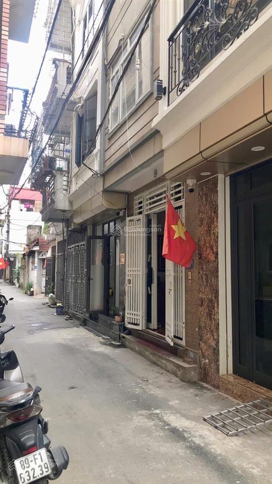 Bán nhà trần phú, hà đông, thang máy, ngõ thông kinh doanh, ô tô tránh gần, dt 36m2 giá hơn 10 tỷ