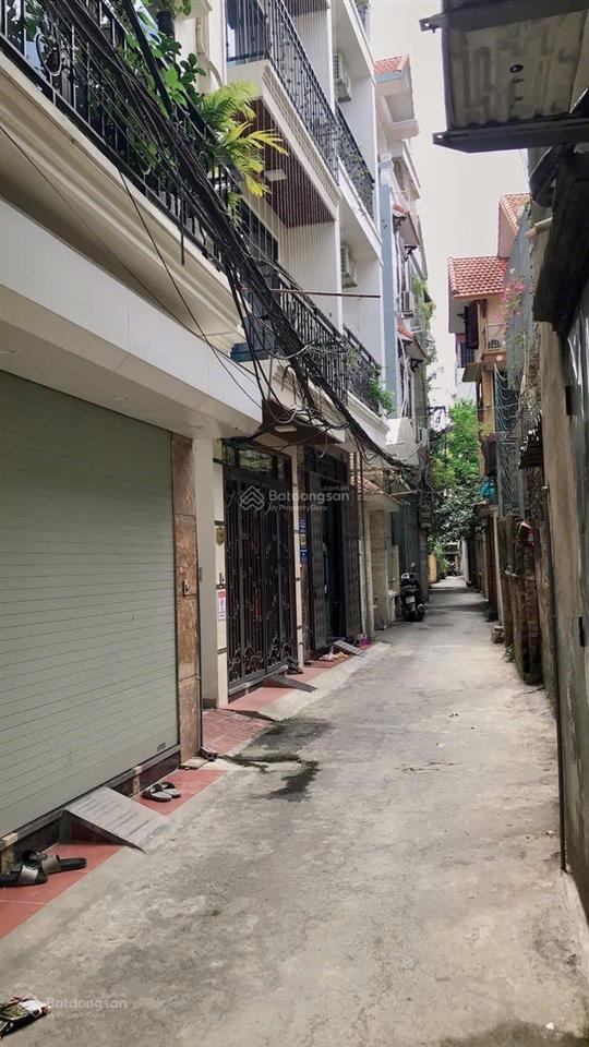 Bán gấp nhà nguyễn khuyến, hà đông, lô góc, ô tô tránh đỗ gần, chỉ hơn 8 tỷ, dt 40m2 x 4 tầng