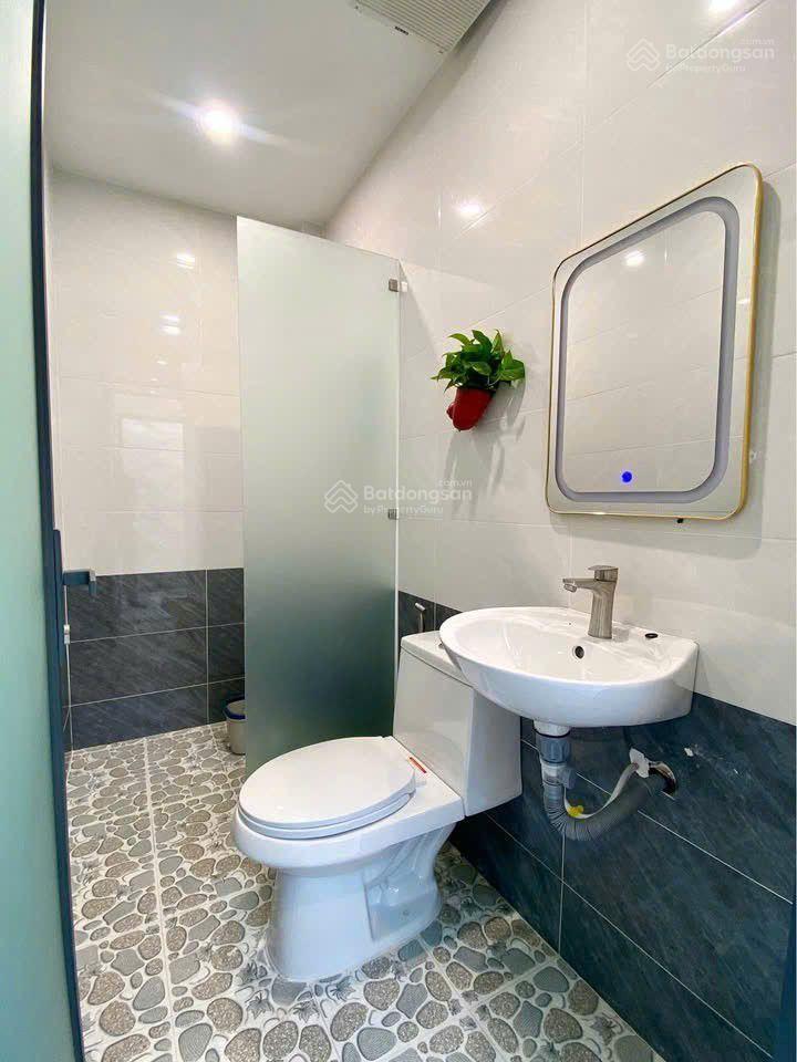 Bán nhà mới xây giá 830tr ở trần đại nghĩa tphcm gần vòng xoay an lạc
