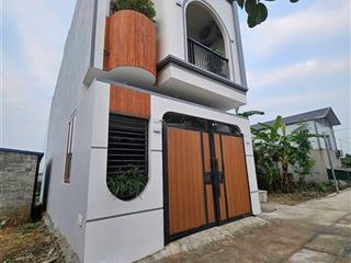 Nhà mới sang lại giá tổng 940tr, gần chợ đầu mối bình điền