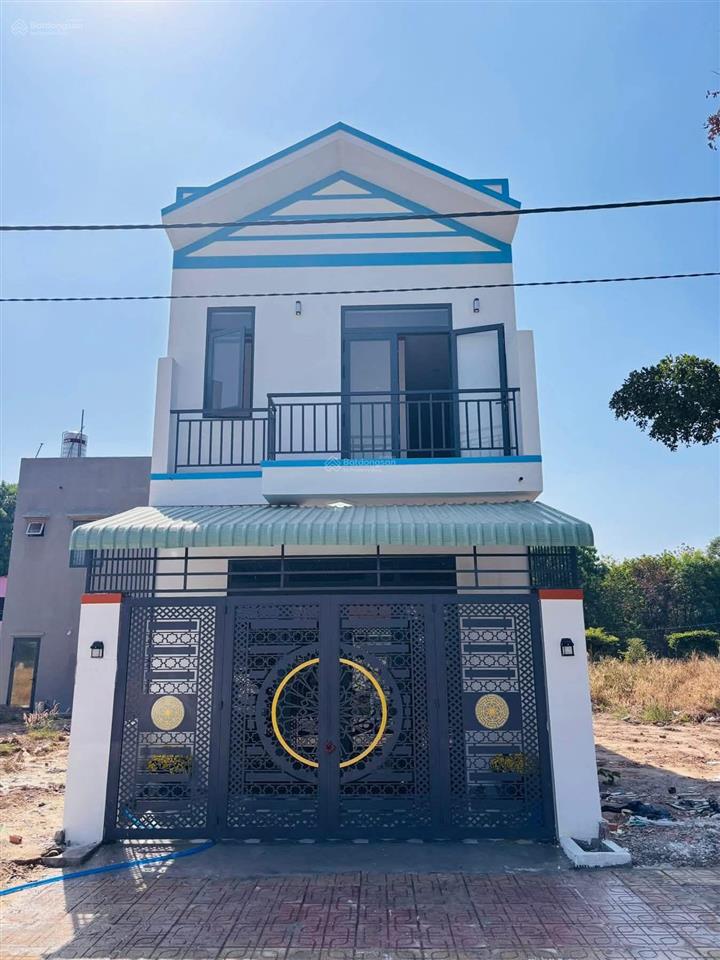 Bán nhà mới ql50 thuộc tphcm giá full 1,3 tỷ shr thổ cư