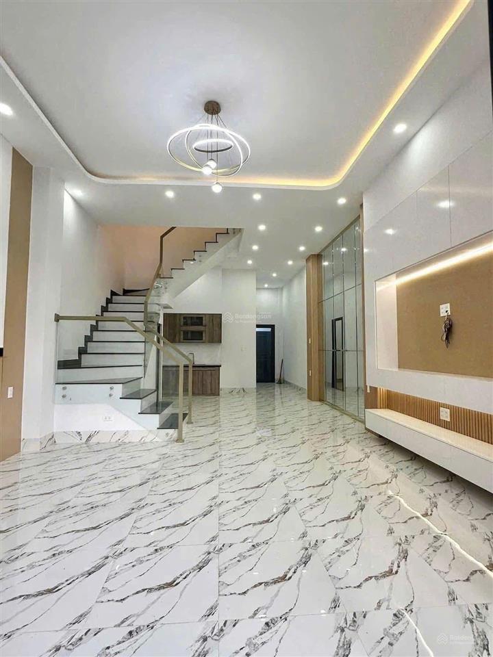 Nhà mới trong kdc hương lộ 5, giá 1,26 tỷ sổ hồng riêng