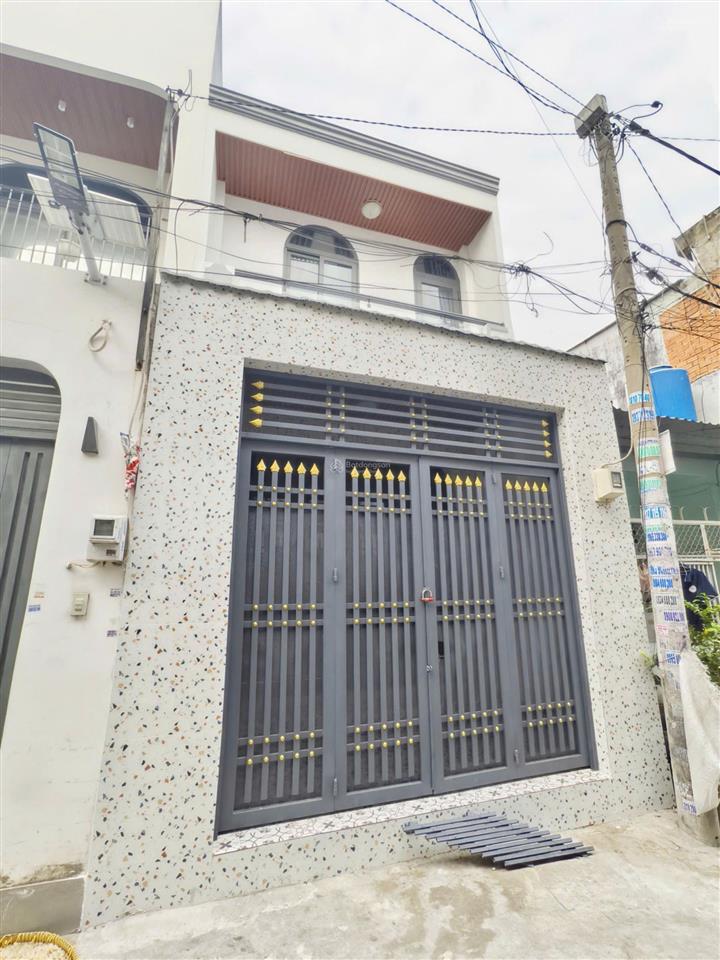 Bán nhà mới gần kdc lê thành q8, shr