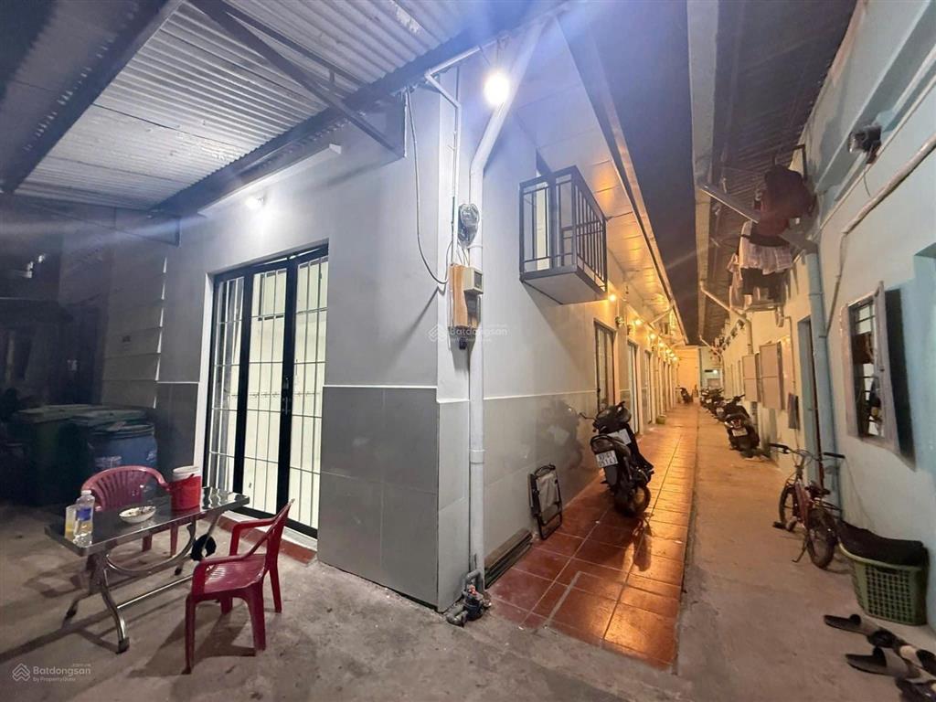 Bán dãy trọ có 9p giá 860tr cho thuê 28tr/th tp.hcm