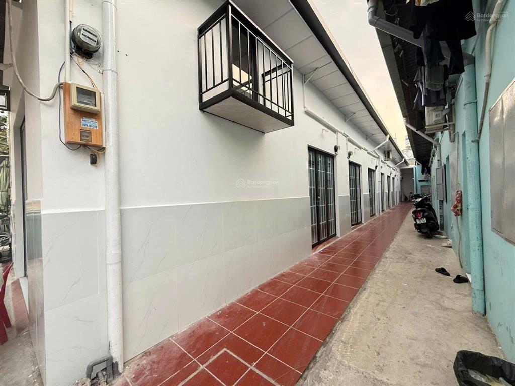 Bán dãy trọ có 9p giá 860tr cho thuê 28tr/th tp.hcm
