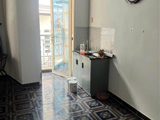 Nhà dòng tiền huỳnh văn bánh, phú nhuận (hẻm thông lê văn sĩ huỳnh văn bánh, ranh q3). giá 12 tỉ