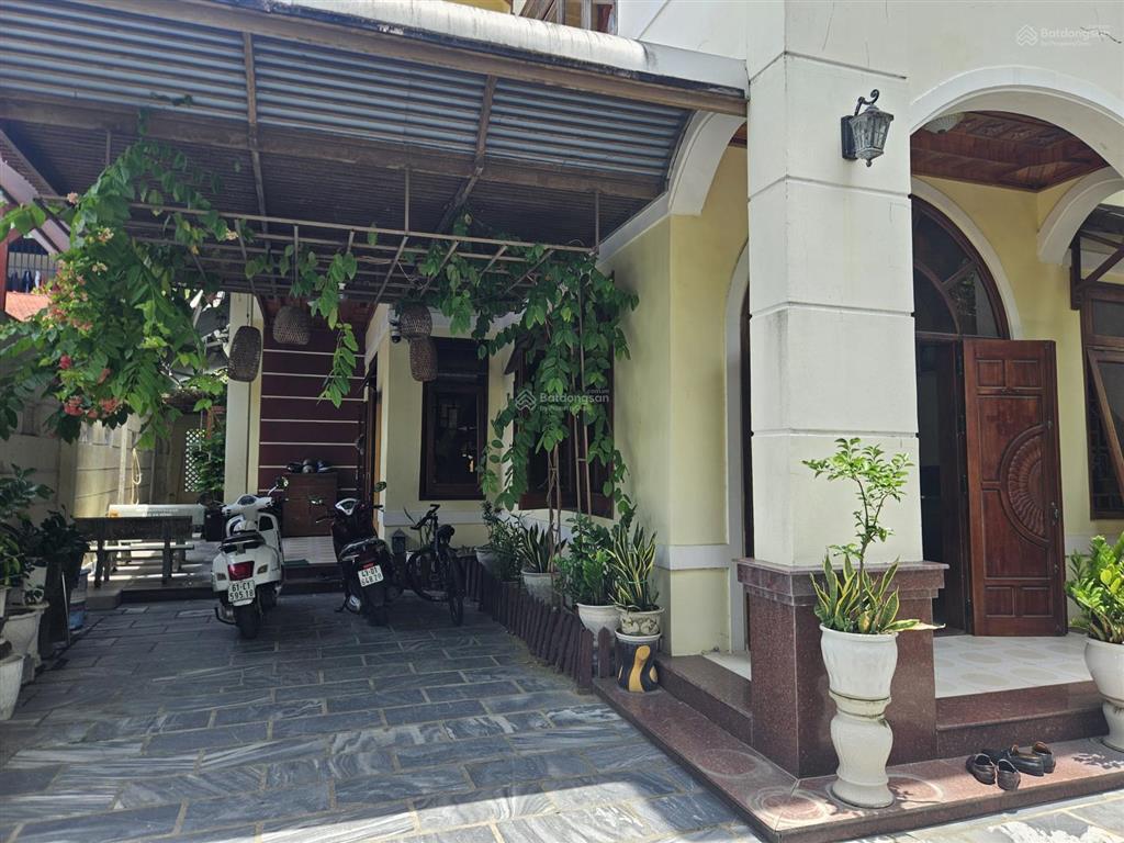 Bán căn biệt thự tâm huyết  khu an ninh  giá tốt