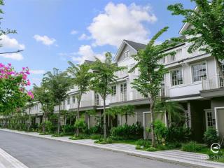 Nhà phố trung tâm mùa lễ hội  ưu đãi tối đa 15%  thanh toán chỉ 15% đến khi nhận nhà