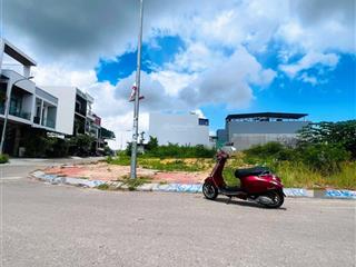 Đất bình dương lô góc ngã tư 115m2 đất thổ cư sổ hồng giá 1ty280 triệu phường bến cát tphcm