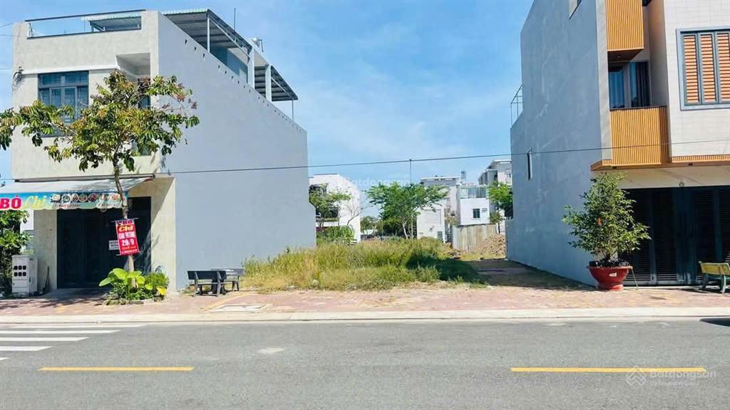 Bán lô đất gần trường mầm non bến cát, bình dương giá 1tỷ050 triệu  100m2 shr