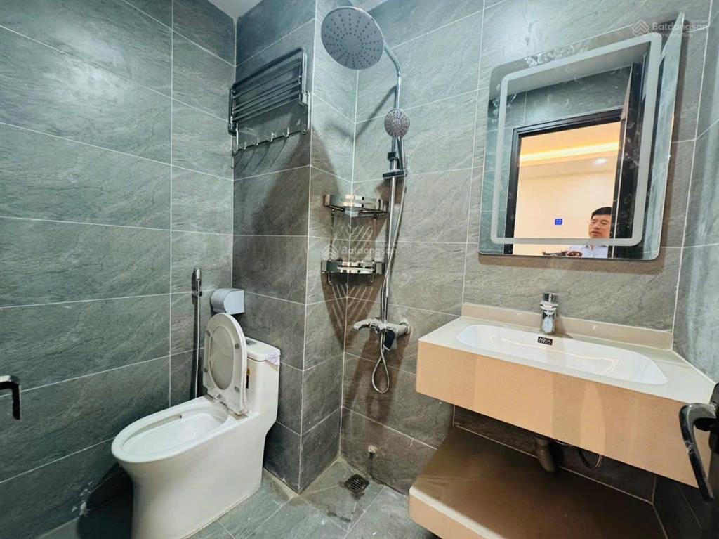 Bán nhanh căn chung cư 3 ngủ trần quý kiên, full đồ mới, trung tâm lõi cầu giấy chỉ hơn 6 tỷ