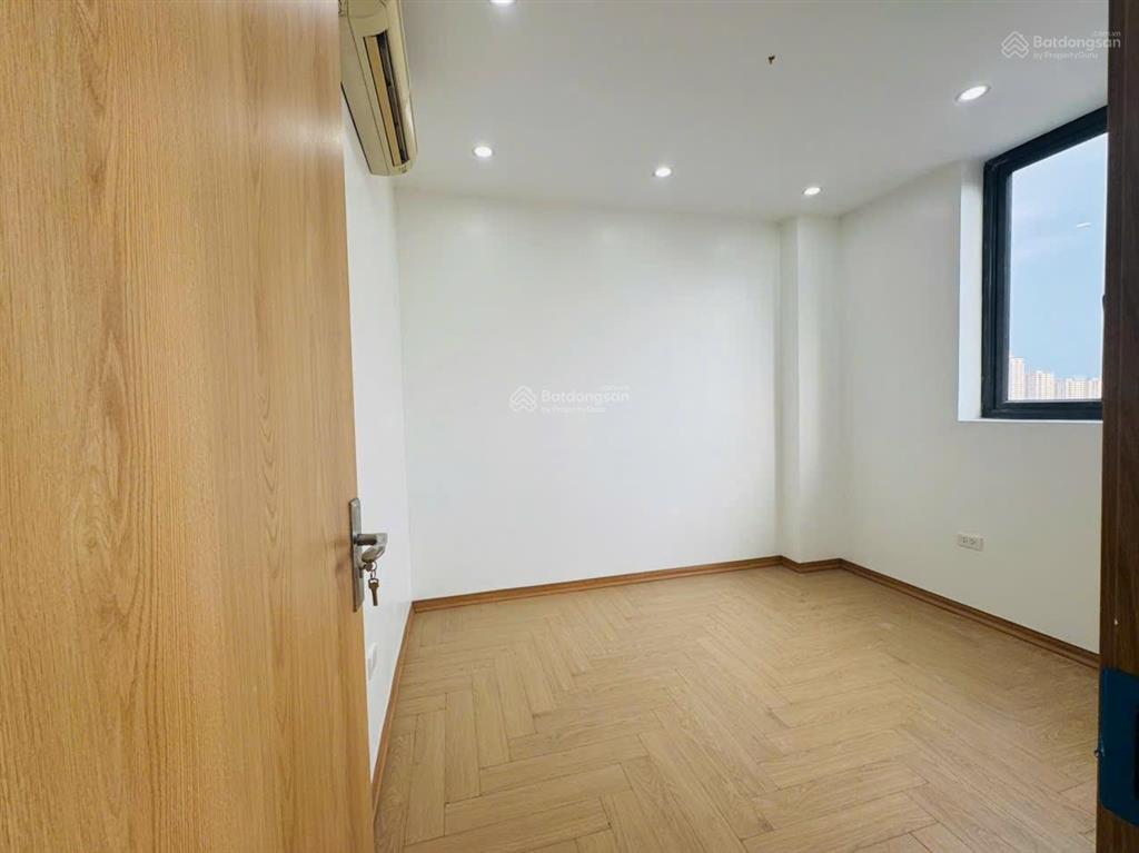 Bán nhanh căn chung cư 3 ngủ trần quý kiên, full đồ mới, trung tâm lõi cầu giấy chỉ hơn 6 tỷ