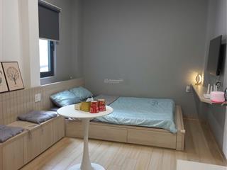 Căn hộ studio tòa nhà mới khai trương có thang máy cửa sổ lớn ở cách mạng tháng 8, quận 10