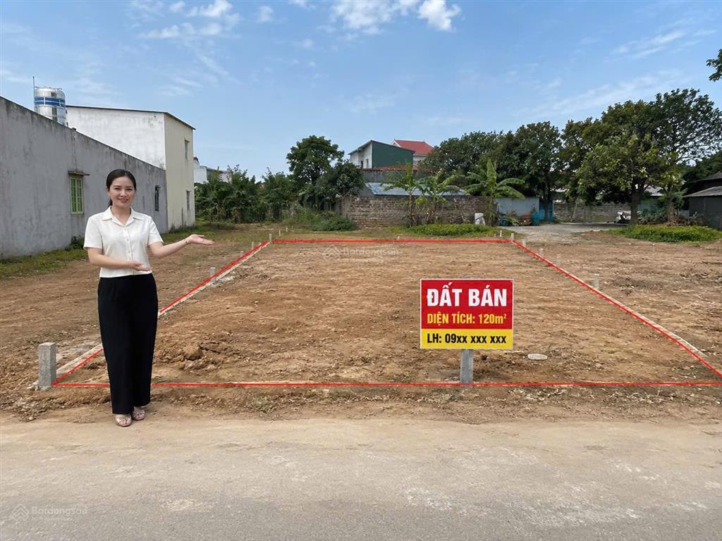 Cần bán nhanh lô đất đường phi bình 3, view công viên, sát đường minh mạng và đường võ chí công