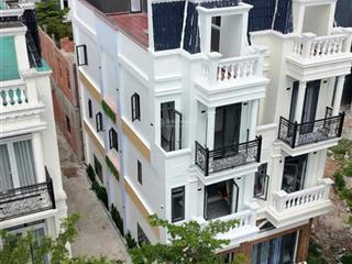 Bán phố nhà phường dĩ an ,tphcm