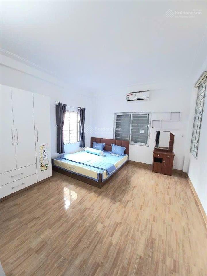 Văn quán nhà đẹp full nội thất 5t