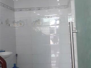 Cao đạt 9.9 tỷ phường 1 quận 5. mặt tiền kinh doanh sầm uất  đang cho thuê 20tr/tháng .