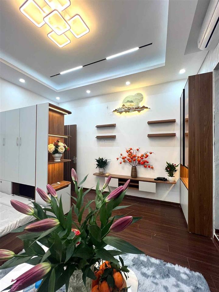 Tập thể thanh xuân tầng 2 2.7 tỷ x 50m2 tài chính vừa tầm  sổ đỏ chính chủ ngay vũ trọng phụng