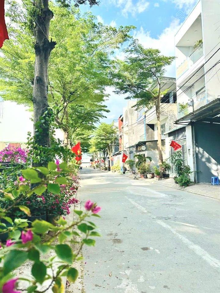 Bán đất lò lu quận 9  52m2 đường 8m lò lu gần đông tăng long giá 3.479 tỷ