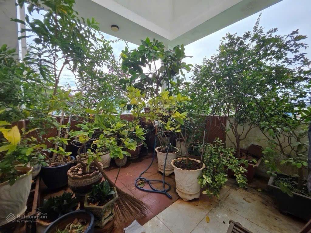 Bán nhà 3 tầng nguyễn văn tăng 86m² sân ôtô nội thất cao cấp khu bàn cờ giá 6.7 tỷ,kế lê văn việt