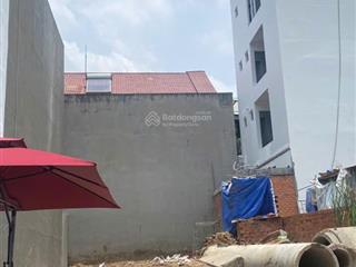 Bán gấp đất ngay ngã ba mỹ thành quận 9  cách nguyễn văn tăng 50m  đường ô tô 8m  gần vinhomes