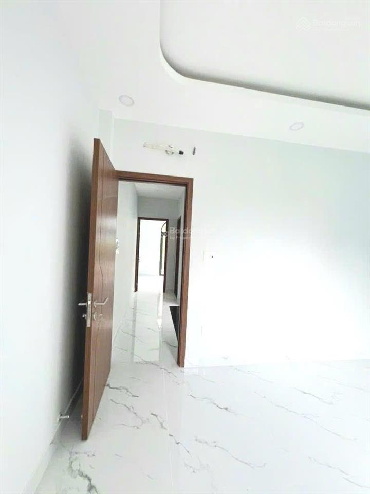 Nhà 4 tầng mới đẹp cạnh vinhomes grand park  ngang 5m hiếm, đường xe tải, 4pn 6wc
