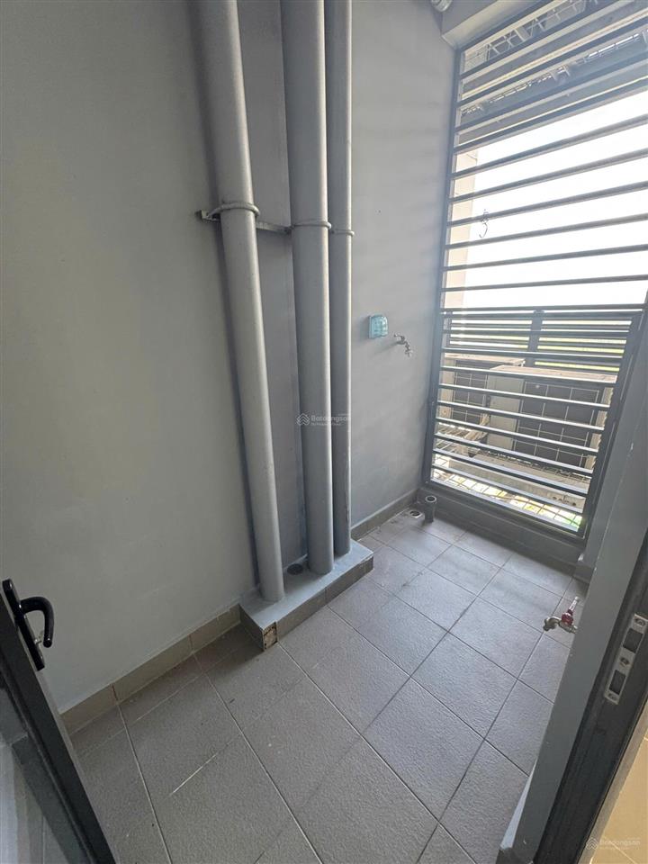 Chủ định cư nước ngoài bán nhanh căn hộ s302 vinhomes grand park quận 9 hướng đông nam mát mẻ