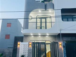 Bán nhanh nhà mới cạnh chợ long phước