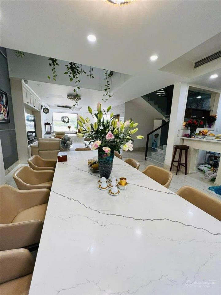 Siêu phẩm 5 tầng 47 tỷ an phú an khánh view trực diện landmark 81 dt 152m2 mt 8m giá 47 tỷ