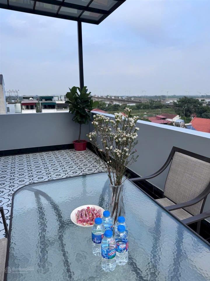 Nhà đẹp long lanh, ôtô đỗ cổng, hàng xóm vinhomes riverside, long biên, hà nội 45m  9.85 tỷ