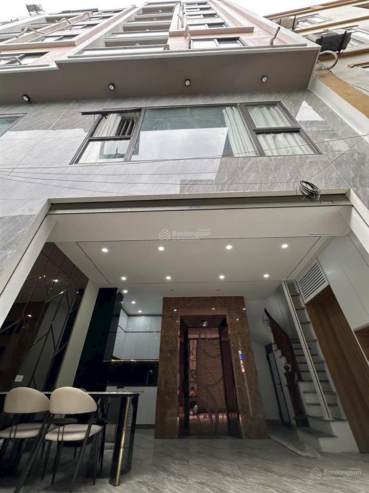 Hiếm! nhà đẹp 7t full nội thất, thang máy, ô tô đỗ cửa, gần aeon, cổ linh 35m  9,99 tỷ