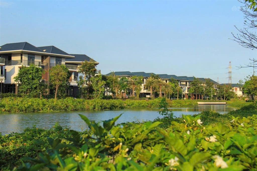 Bán căn hộ chung cư tại id town, lê duẩn, 950 triệu, 52m2, 2pn, 2wc, hot!