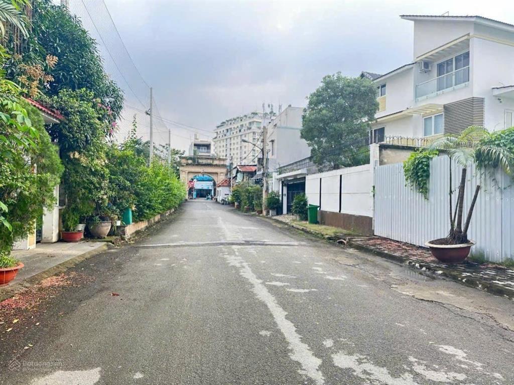 Bán nhanh bán lô đất trong khu biệt thự cao cấp riverside, số 239 đường nguyễn duy trinh, full tc