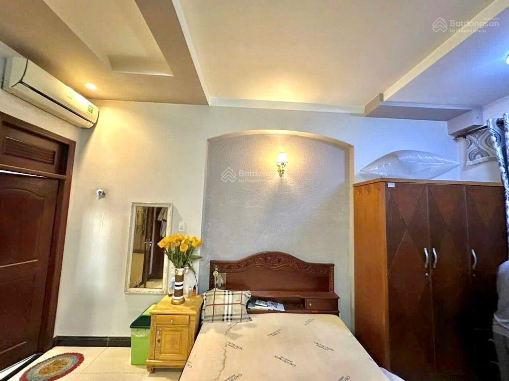 Nhà bán mặt tiền đường bình phú, biệt thự 4 tầng, nội thất tuyệt đẹp, giá chỉ 9 tỷ