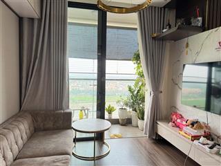 Chính chủ gửi bán căn góc 2 ngủ đầy đủ nội thất hiện đại, sẵn sổ sang tên ngay, giá nhỉnh 7 tỷ