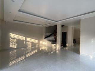 Cho thuê tầng 1 ngõ 409 tam trinh 165m2
