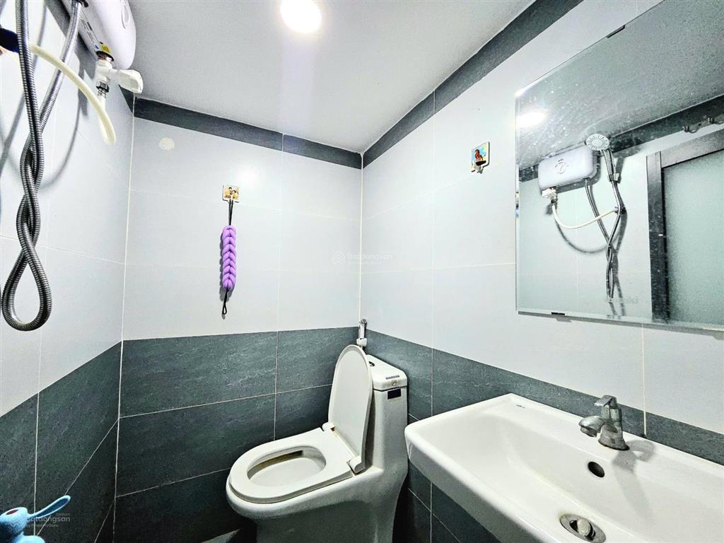 Duplex full nội thất + máy giặt riêng ngay coopmart phan văn hớn, trường chinh