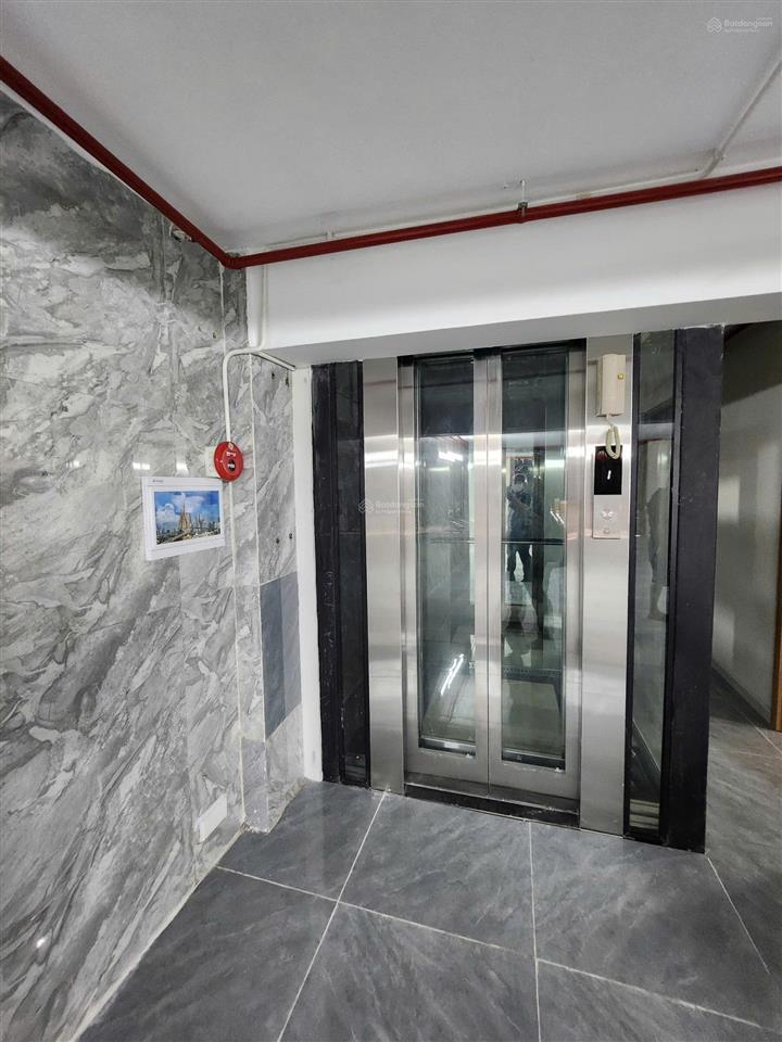Bùi xương trạch 20.5 tỷ 83.2m² gara ôtô, 7 tầng thang máy, dòng tiền hơn 1 tỷ/ năm