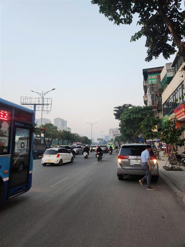 Giải phóng nhà đẹp 60m², 15.x tỷ 6 tầng thang máy ô tô, kinh doanh