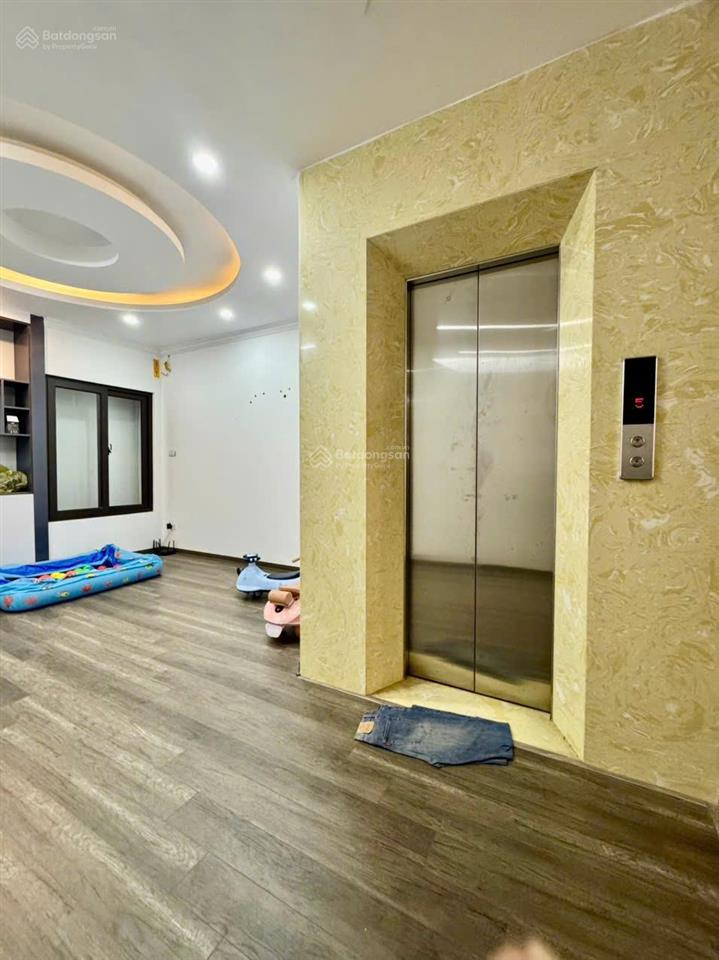 Giải phóng nhà đẹp 60m², 15.x tỷ 6 tầng thang máy ô tô, kinh doanh
