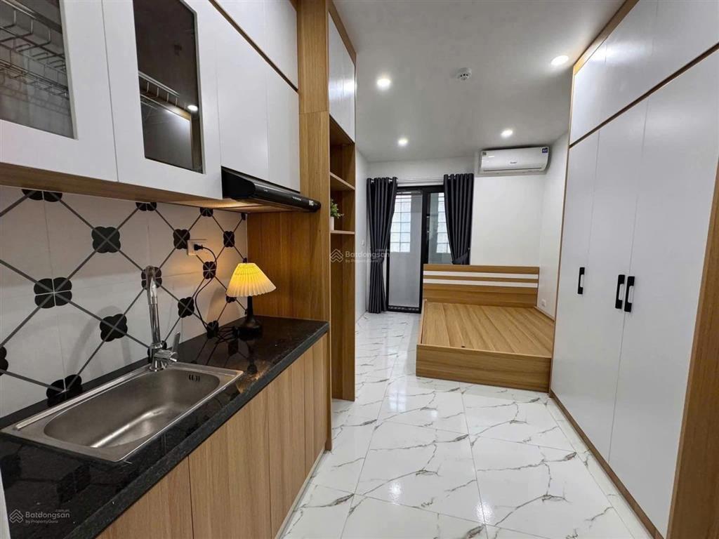 Tòa chdv 8 tầng định công hạ 99m2, 23.5 tỷ, 24 phòng khép kín