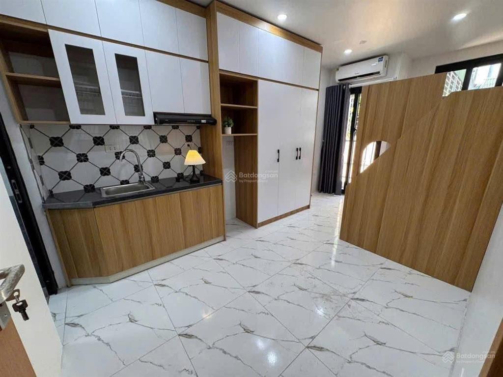 Tòa chdv 8 tầng định công hạ 99m2, 23.5 tỷ, 24 phòng khép kín
